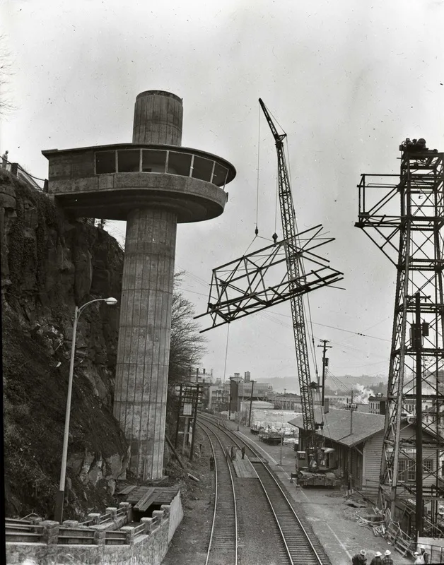 The older Oregon City elevator being removed after the newer tower was built