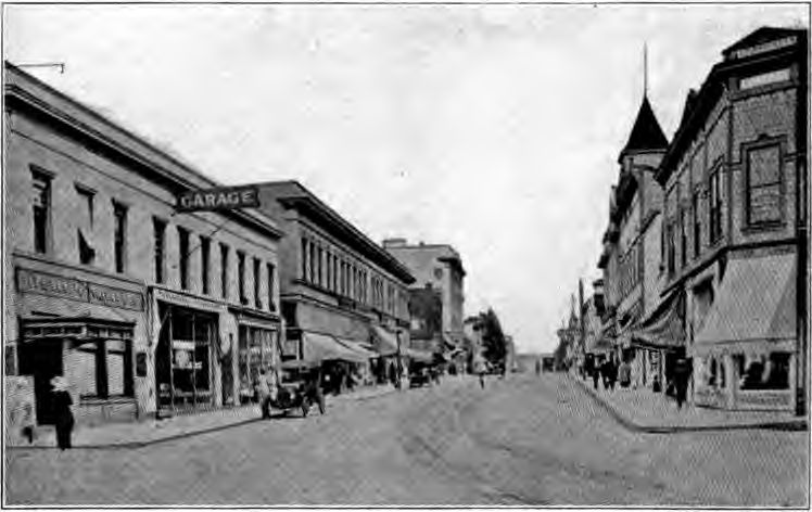 Historic view of downtown Oregon City's Main Street, published in 1922